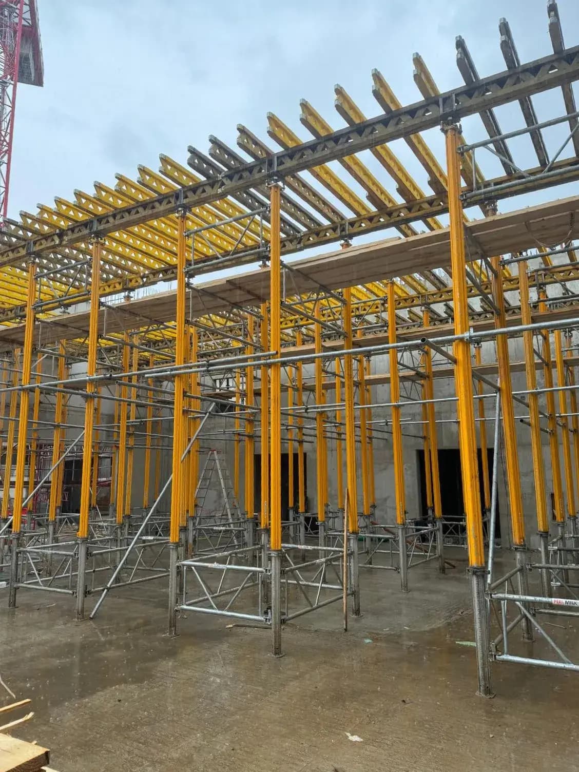 Stahlbeton Rohbau während der Bauausführung